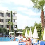 Kervan Готель Сіде