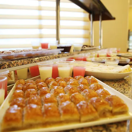 Hotel Kervan 3*