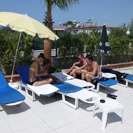 Hotel Kervan Side